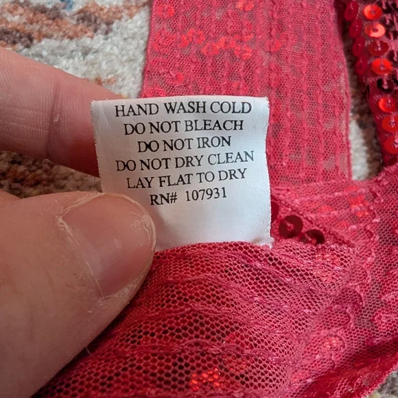 Red Sequin Tie Belt - Picture 4 of 4